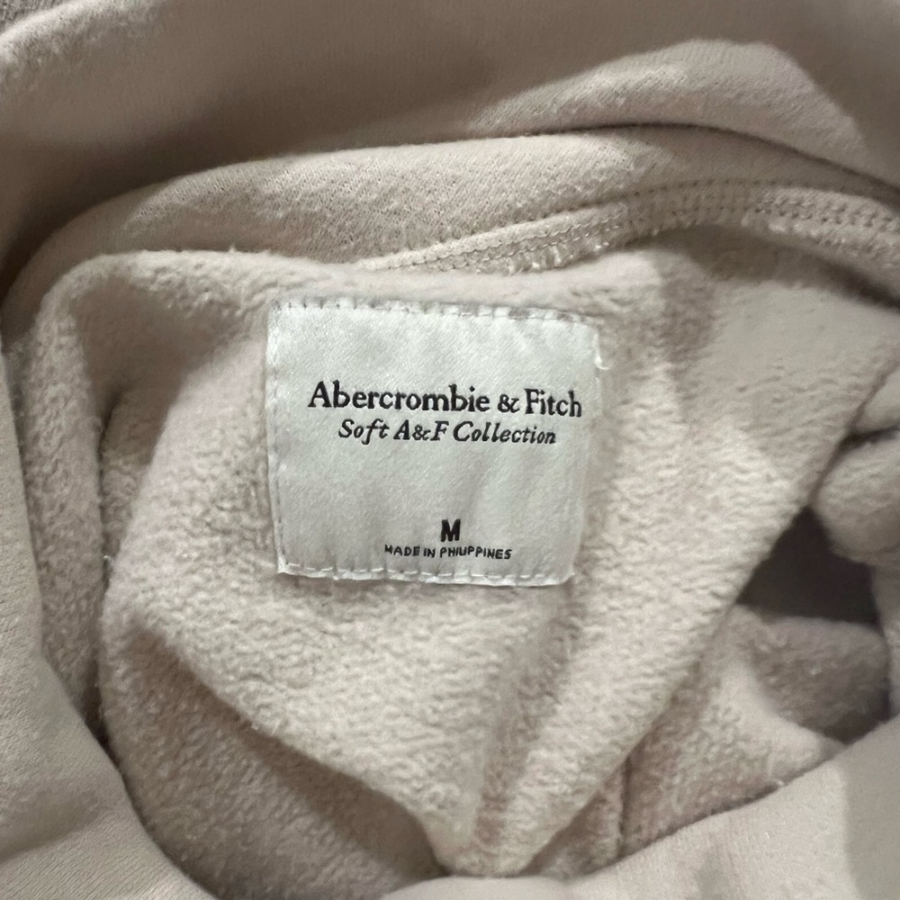 Abercrombie size medium turtle neck pullover